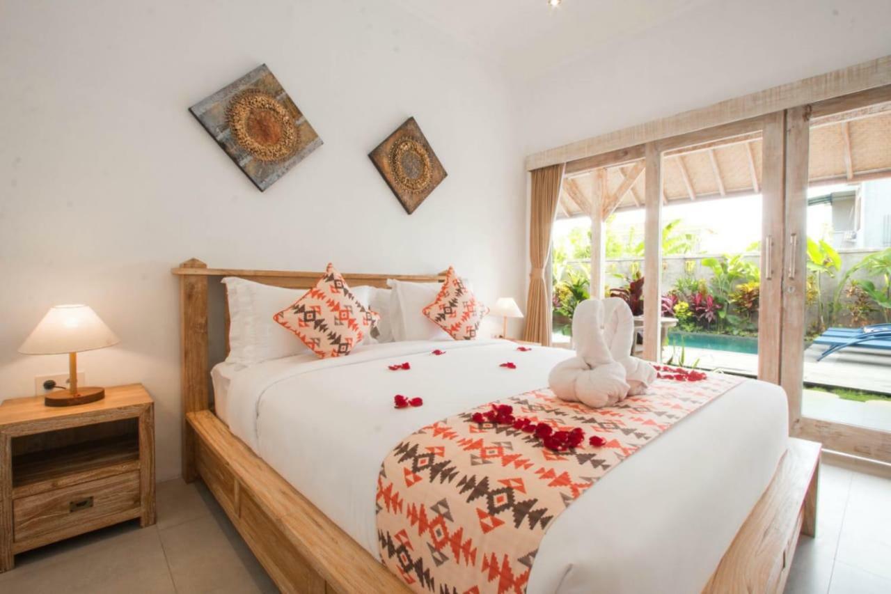 Devan Guest House Canggu Esterno foto